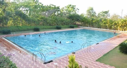 Zip Raashi Farm