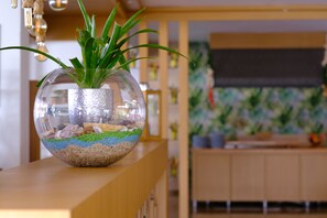 Aperto a colazione, pranzo e cena