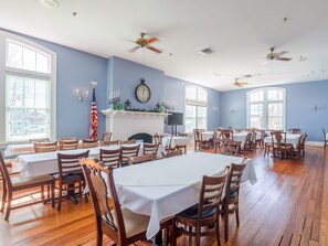 Breakfast area - The Belmont Inn (Abbeville)