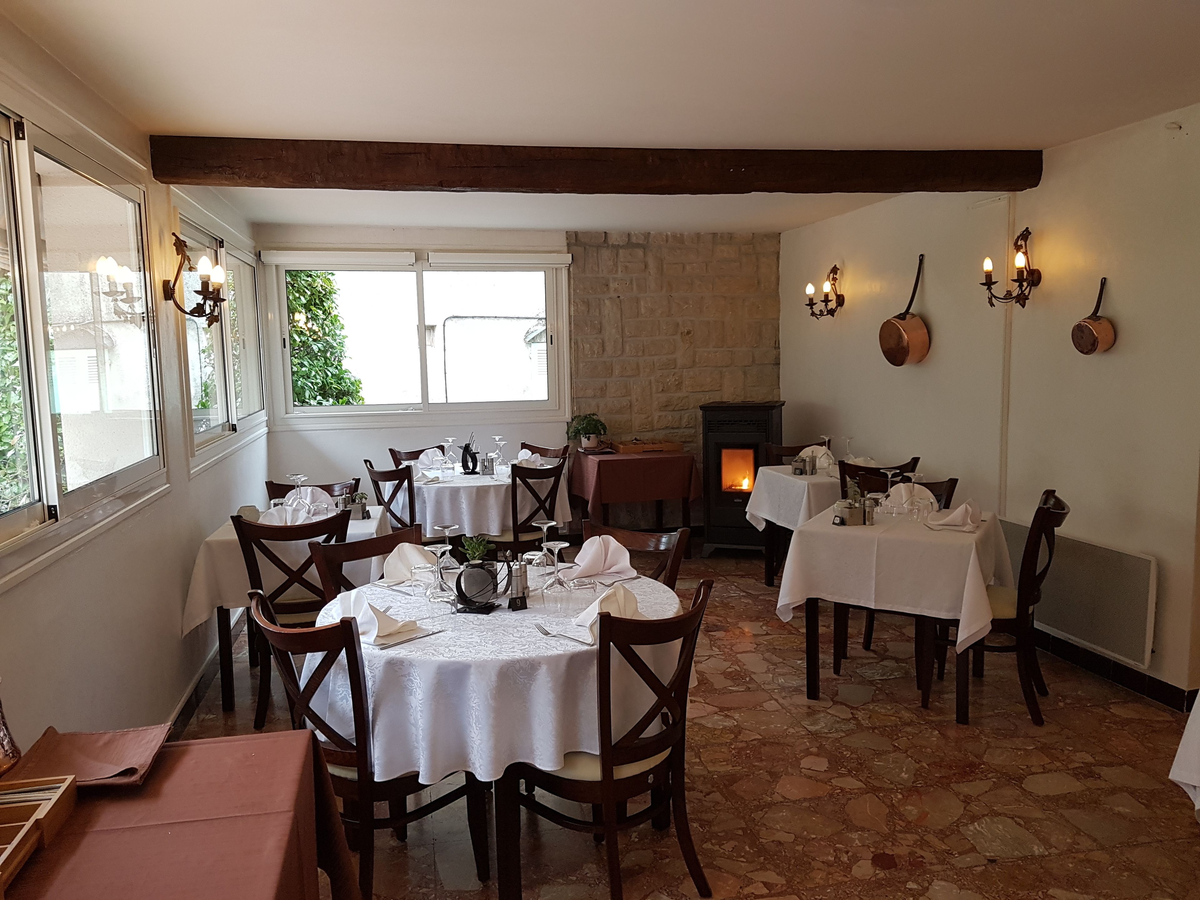 breakfast, lunch, dinner served; local cuisine