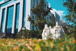 Unclassified image, 3 of 63, button - Anhui International Hotel (Nantong)