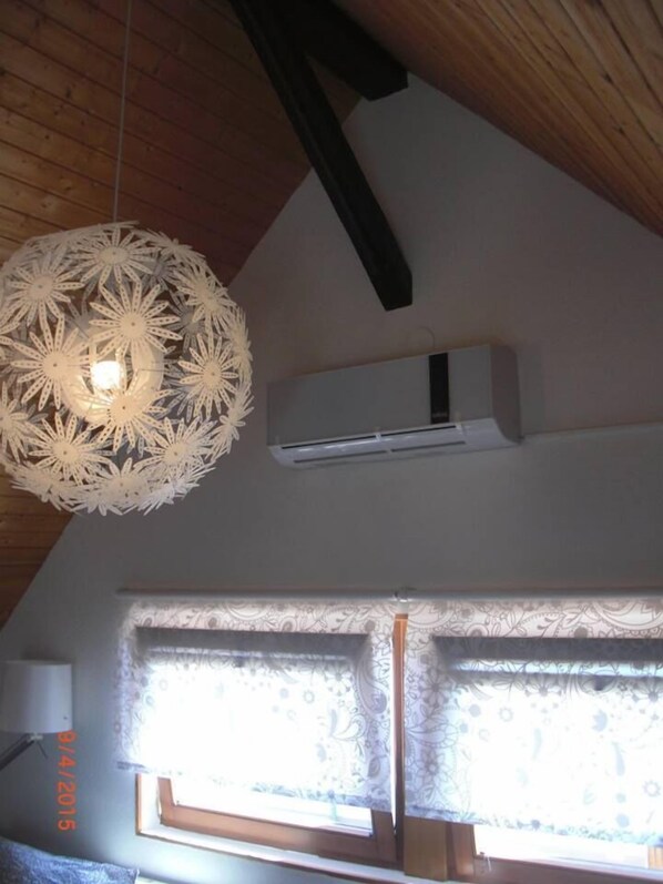 Triple Room, 1 Bedroom, Non Smoking | Room amenity