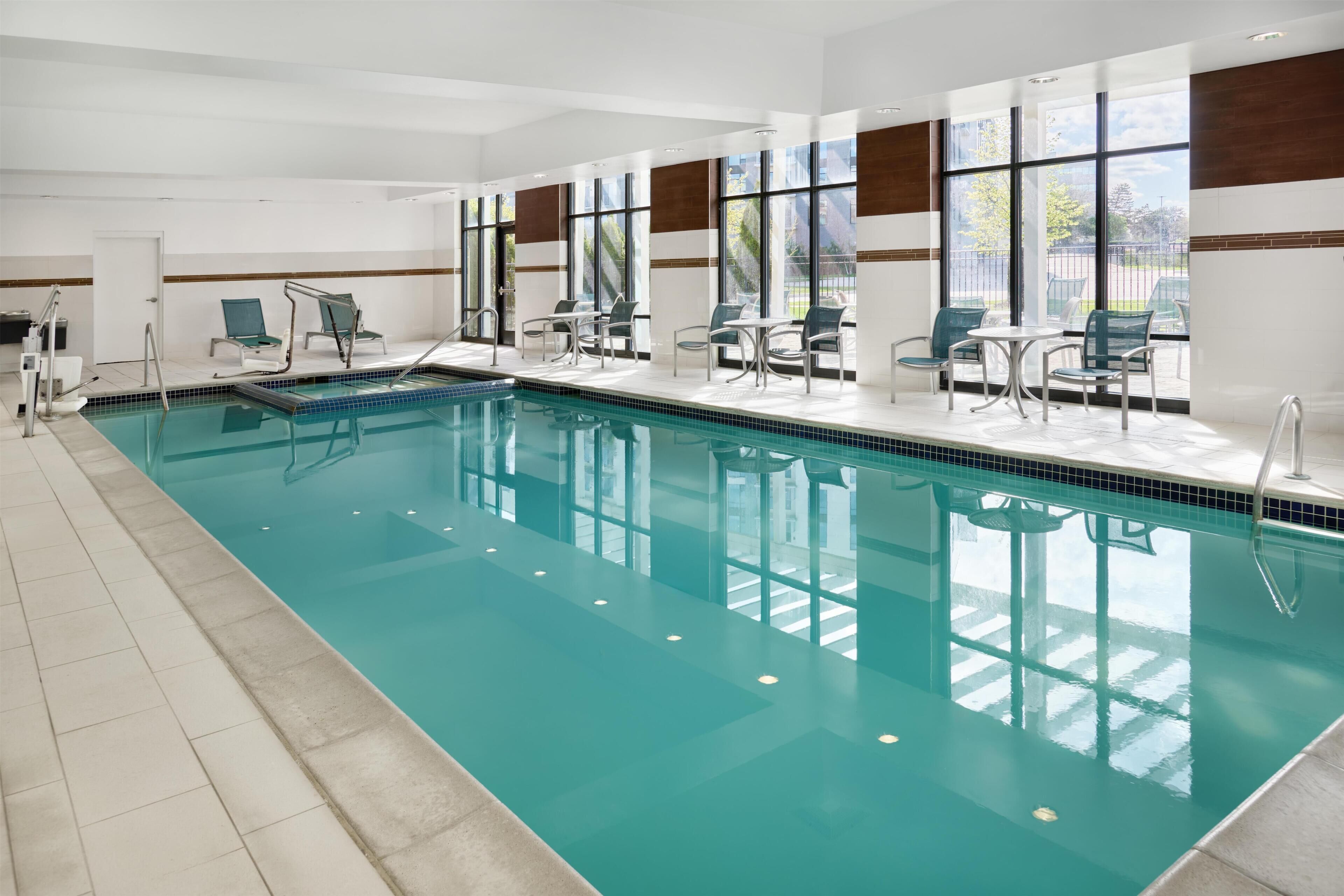 Piscine couverte