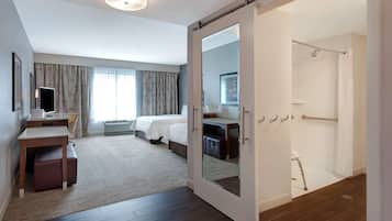 Room, 2 Queen Beds, Accessible | Bathroom