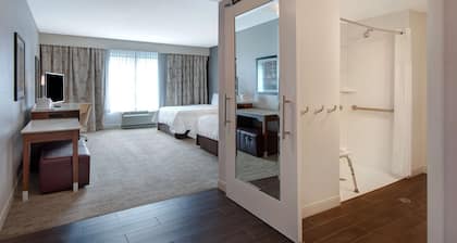 Hampton Inn & Suites Detroit/Troy