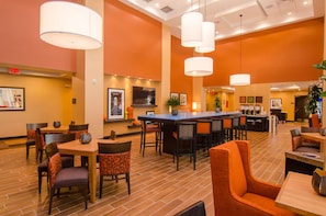 Restaurant - Hampton Inn & Suites Huntsville (Huntsville)