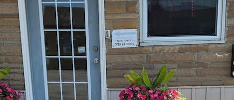 Fachada de la propiedad