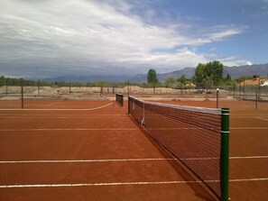 Tennis court - Vistalba Lodge (Luján de Cuyo)