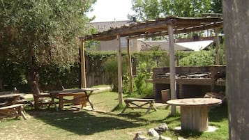 BBQ/picnic area
