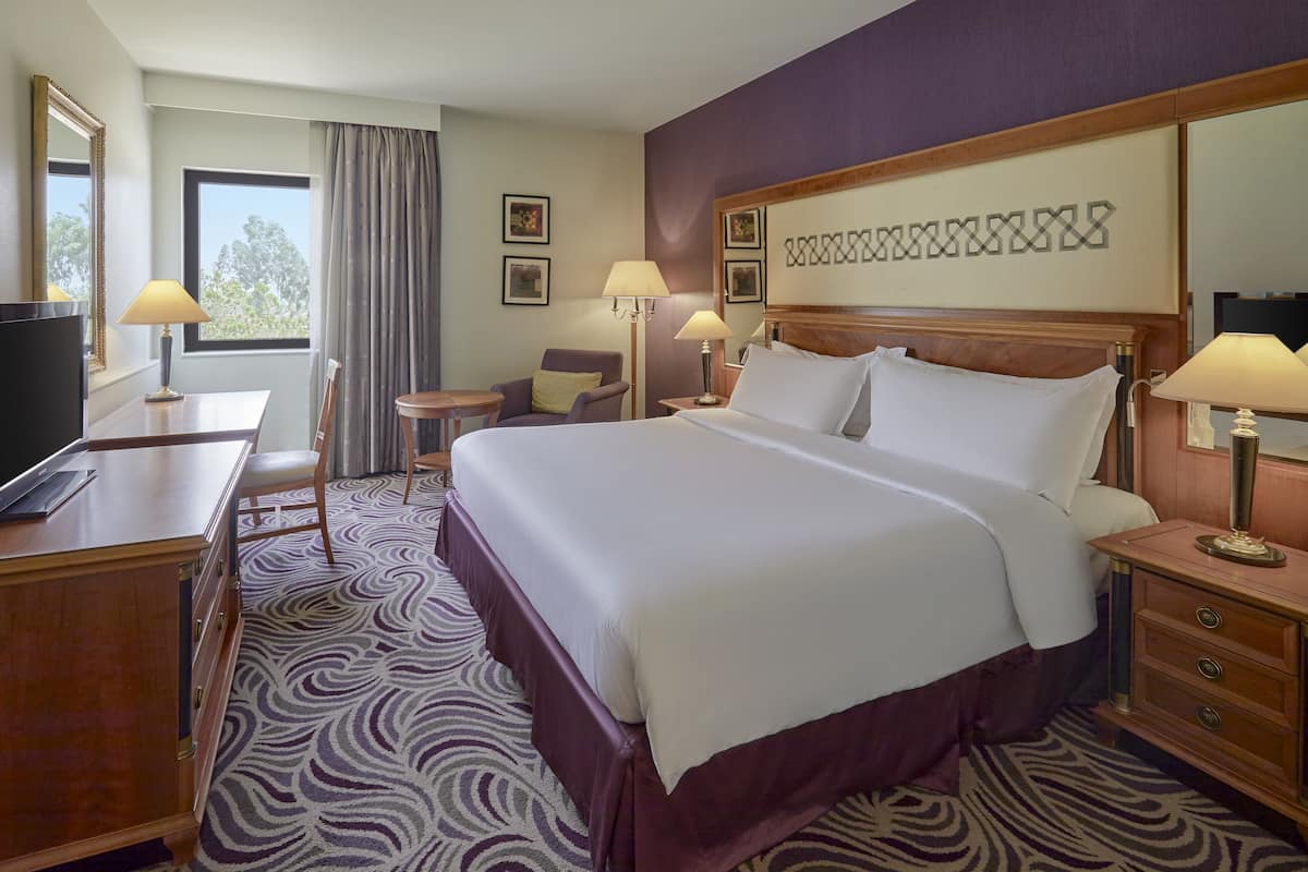1 bedroom, premium bedding, down comforters, minibar