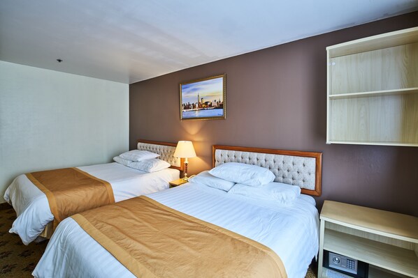In-room safe, desk, iron/ironing board, free WiFi