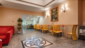 Dining - Flushing Hotel (Flushing)