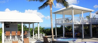 럼 & 코코넛 빌라