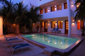 Piscine extérieure