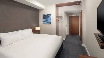 Desk, free cots/infant beds, free WiFi, bed sheets