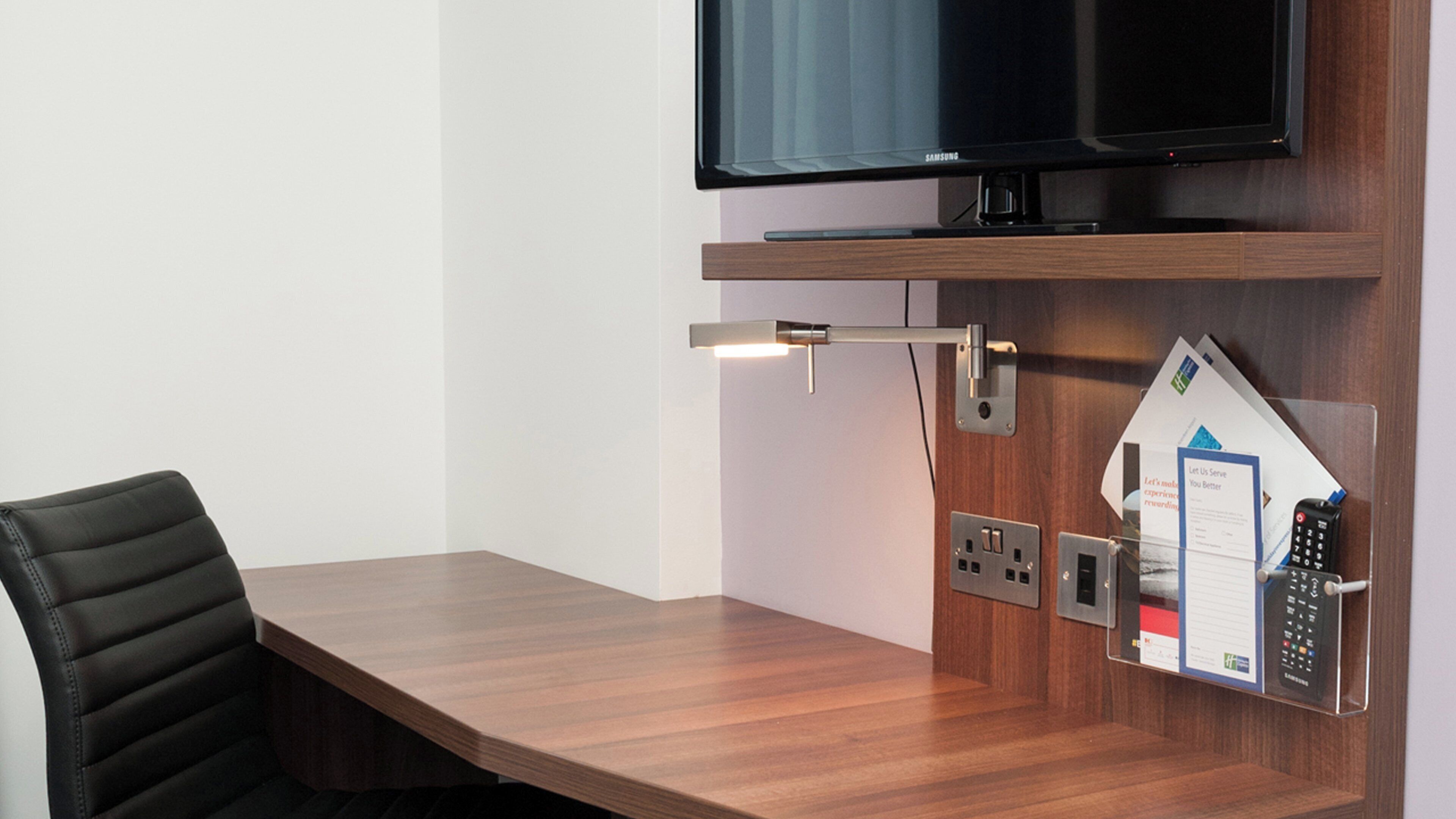 standard room (with free hot breakfast) | 1 bedroom, desk, free cots/infant beds, free wifi