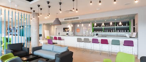 Bar (in der Unterkunft)