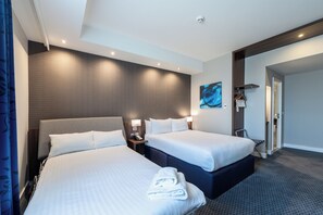1 phòng ngủ, bàn, nôi (giường cho trẻ sơ sinh) miễn phí 