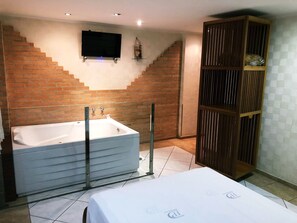 Minibar, soundproofing, free rollaway beds, free WiFi - David Plaza Hotel (Osasco)