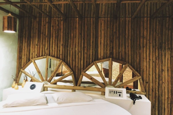 Suite | Minibar, soundproofing, rollaway beds (free), WiFi (free)
