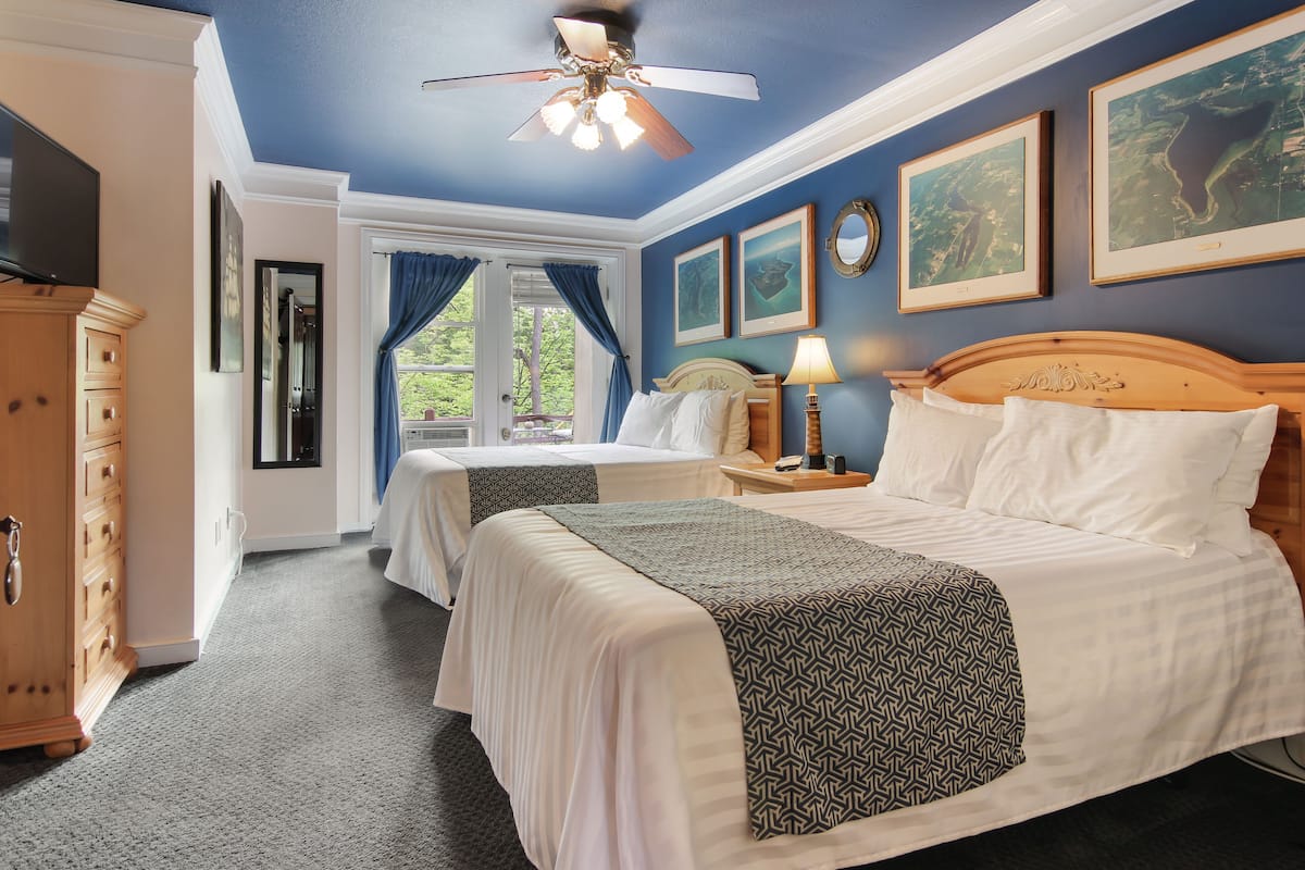 Standard Room, 2 Double Beds