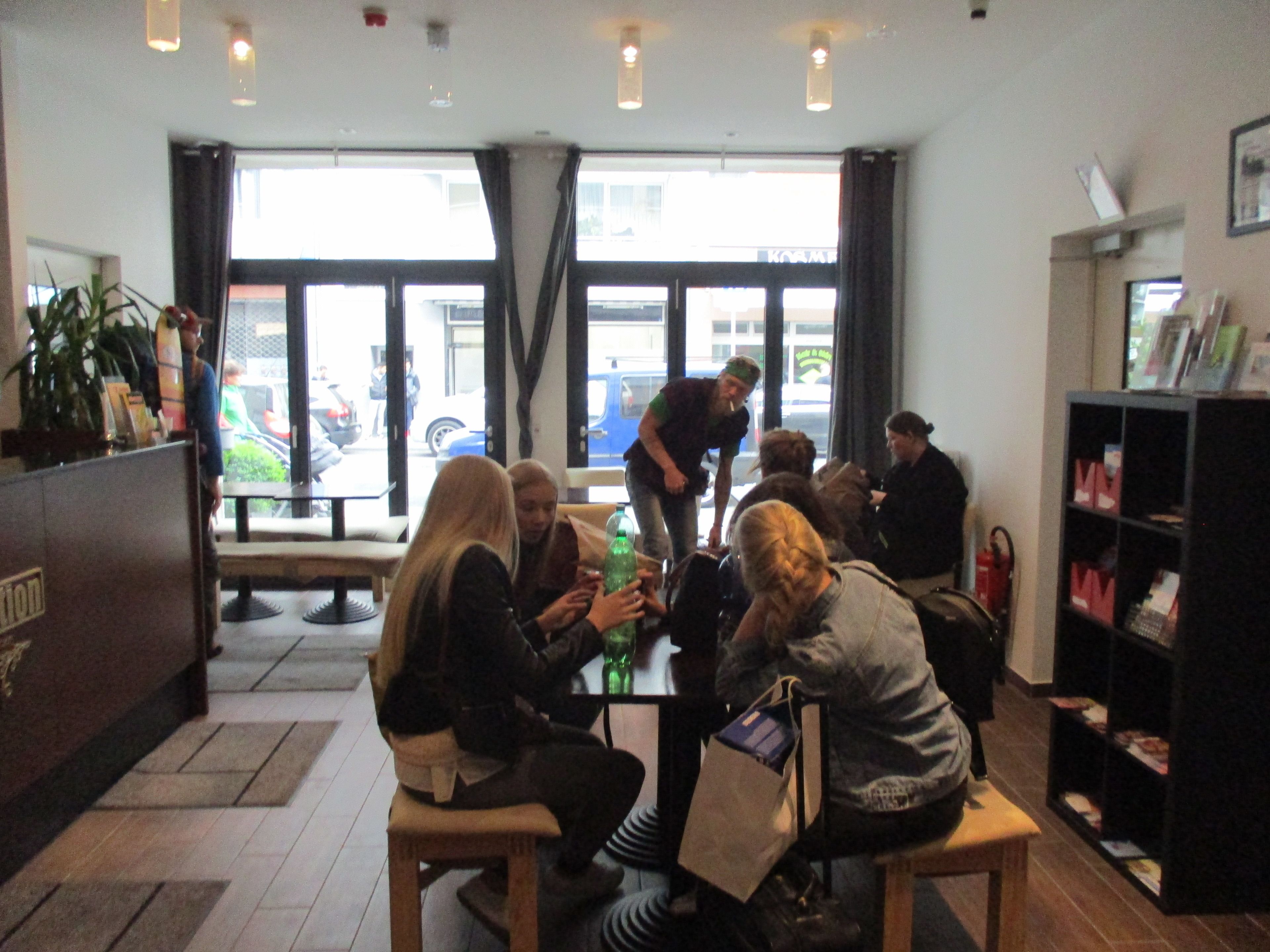 Coin salon dans le hall