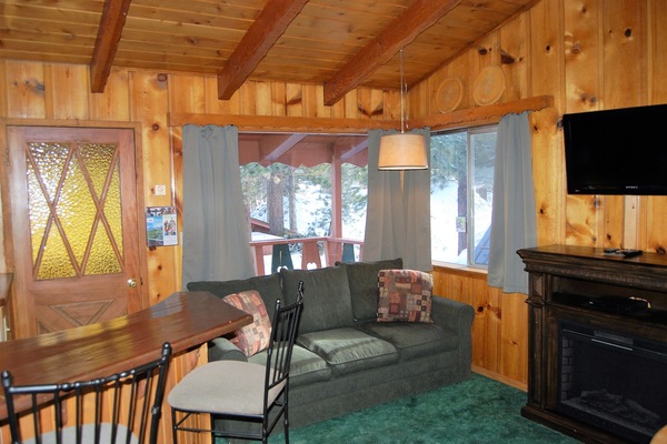 Cabin 8 - 2 bedroom | Living area | 32-inch flat-screen TV with cable channels, TV