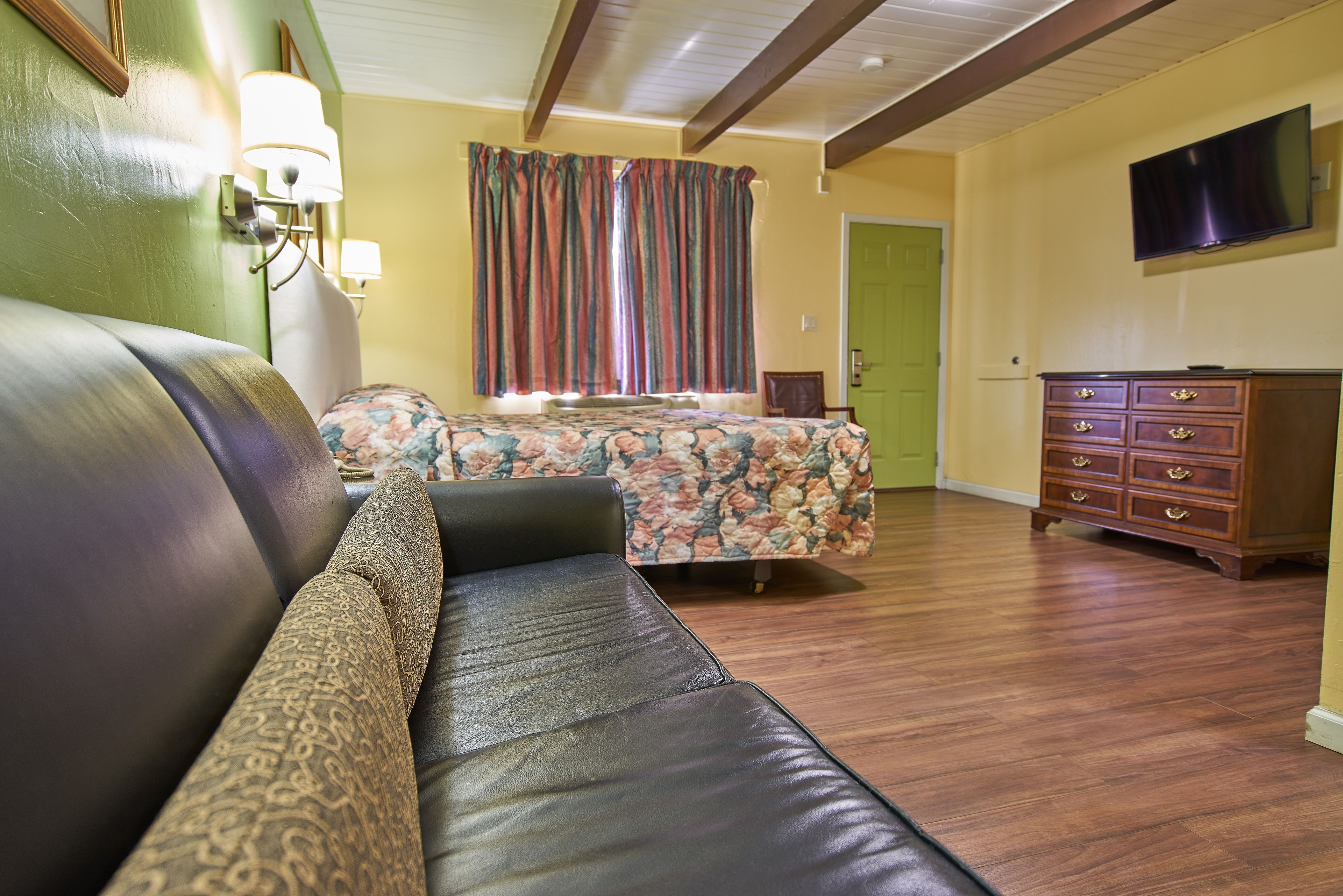 Habitación individual | Tabla de planchar con plancha y wifi gratis 