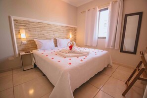 Minibar, blackout drapes, cribs/infant beds, free WiFi - Pousada São Jorge (Ipojuca)