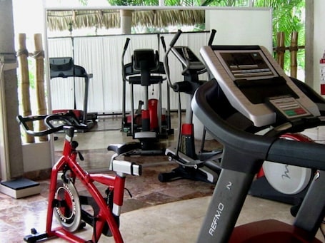 Gimnasio. Gamma Plaza Ixtapa