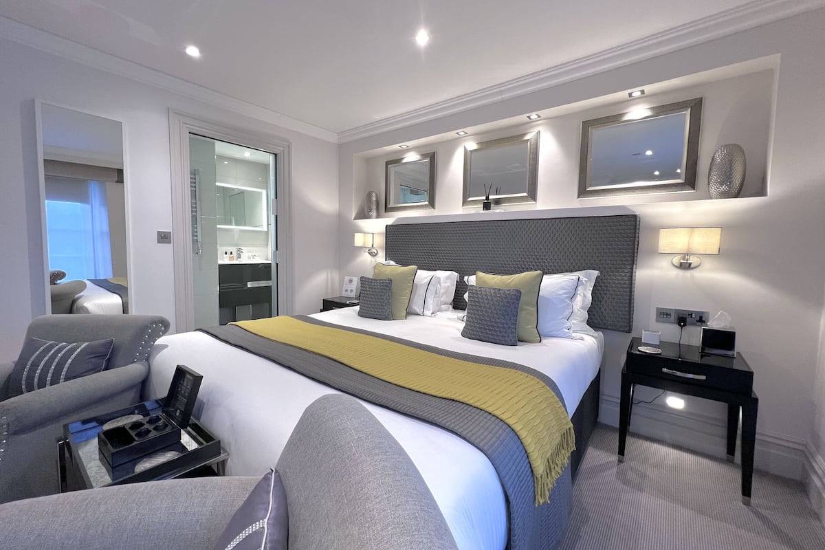 deluxe double room, ensuite