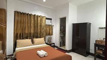 Double Room | Desk, rollaway beds, free WiFi