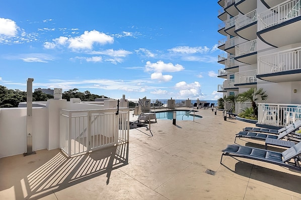 Apartment (3 Bedrooms) | Exterior