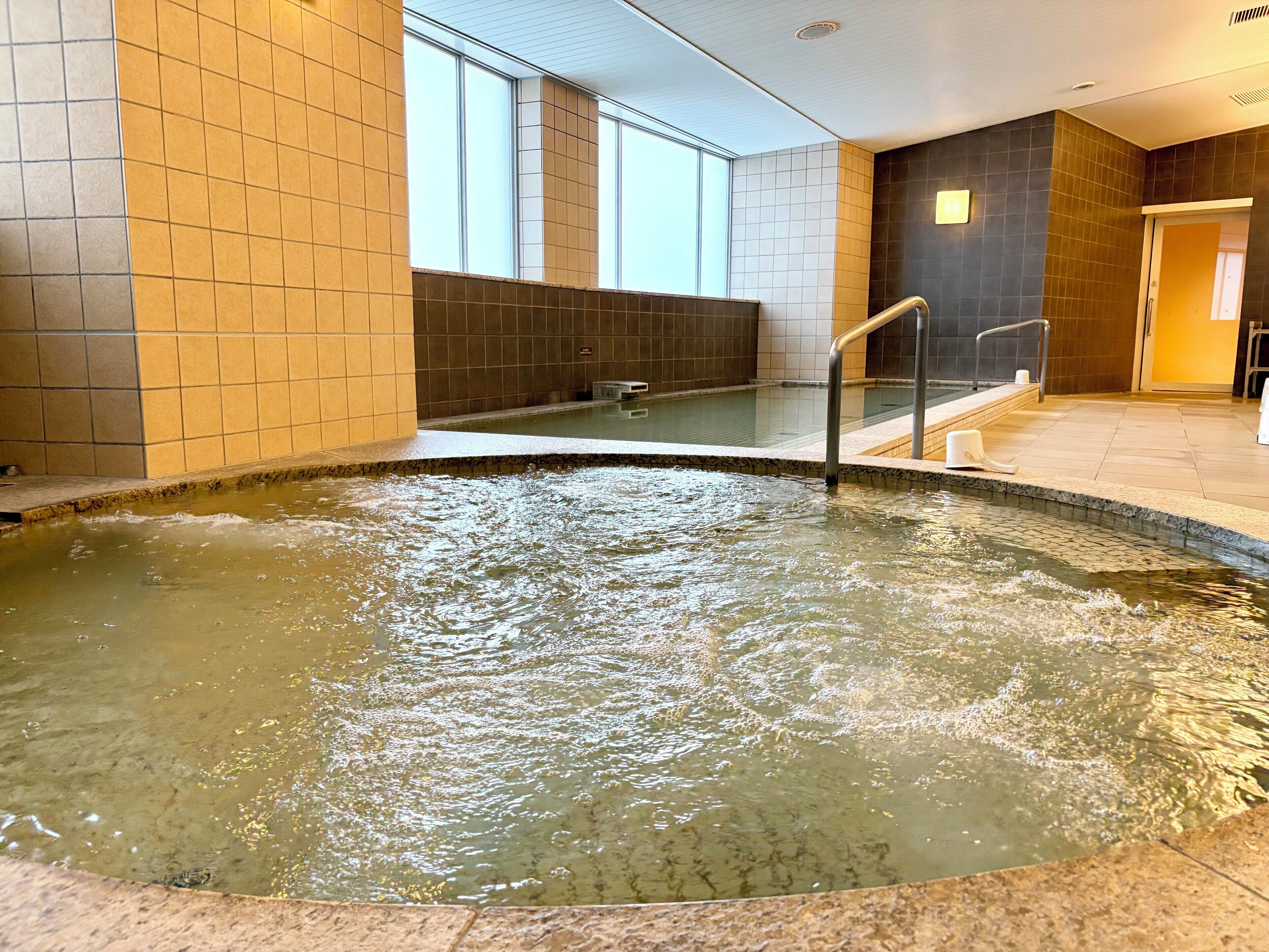 executive floor, non smoking, japanese style room, semi-buffet breakfast & lounge access | hypo-allergenic bedding, in-room safe, desk, blackout curtains