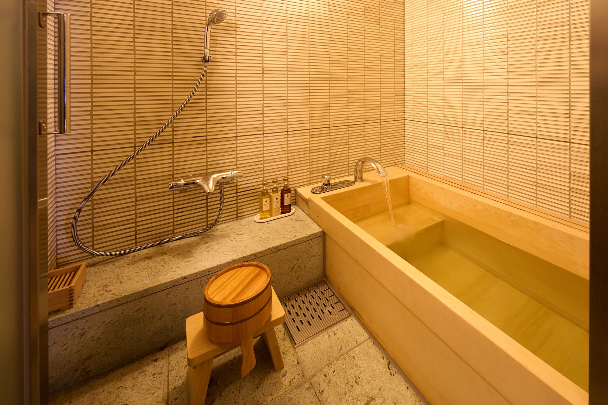 executive floor, non smoking, japanese style room, semi-buffet breakfast & lounge access | bathroom | separate bathtub and shower, free toiletries, hair dryer, slippers