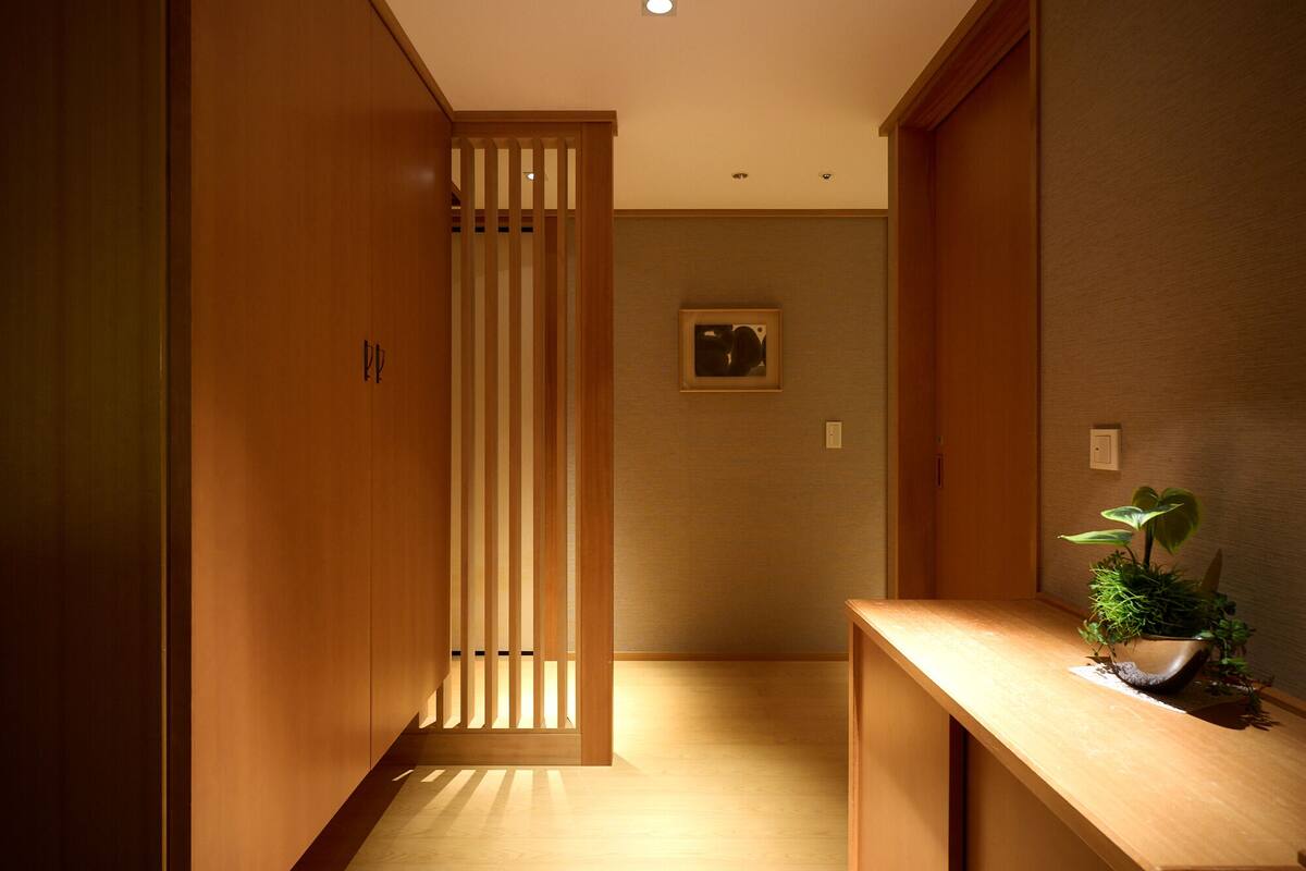 Executive Floor, Non Smoking, Japanese Style Room, Semi-Buffet Breakfast & Lounge Access | Hypo-allergenic bedding available, in-room safe, desk, blackout drapes