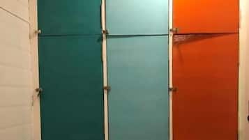 Shower, towels