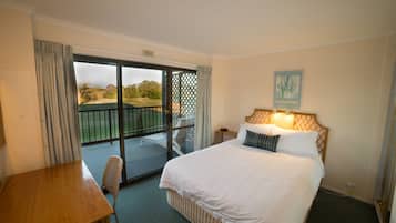 Standard Apartment, 2 Bedrooms | 1 bedroom, free WiFi, bed sheets
