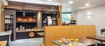 B&B HOTEL Cholet Sud