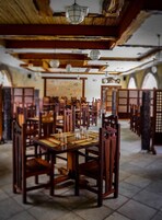 Breakfast, lunch, dinner served; Filipino cuisine 