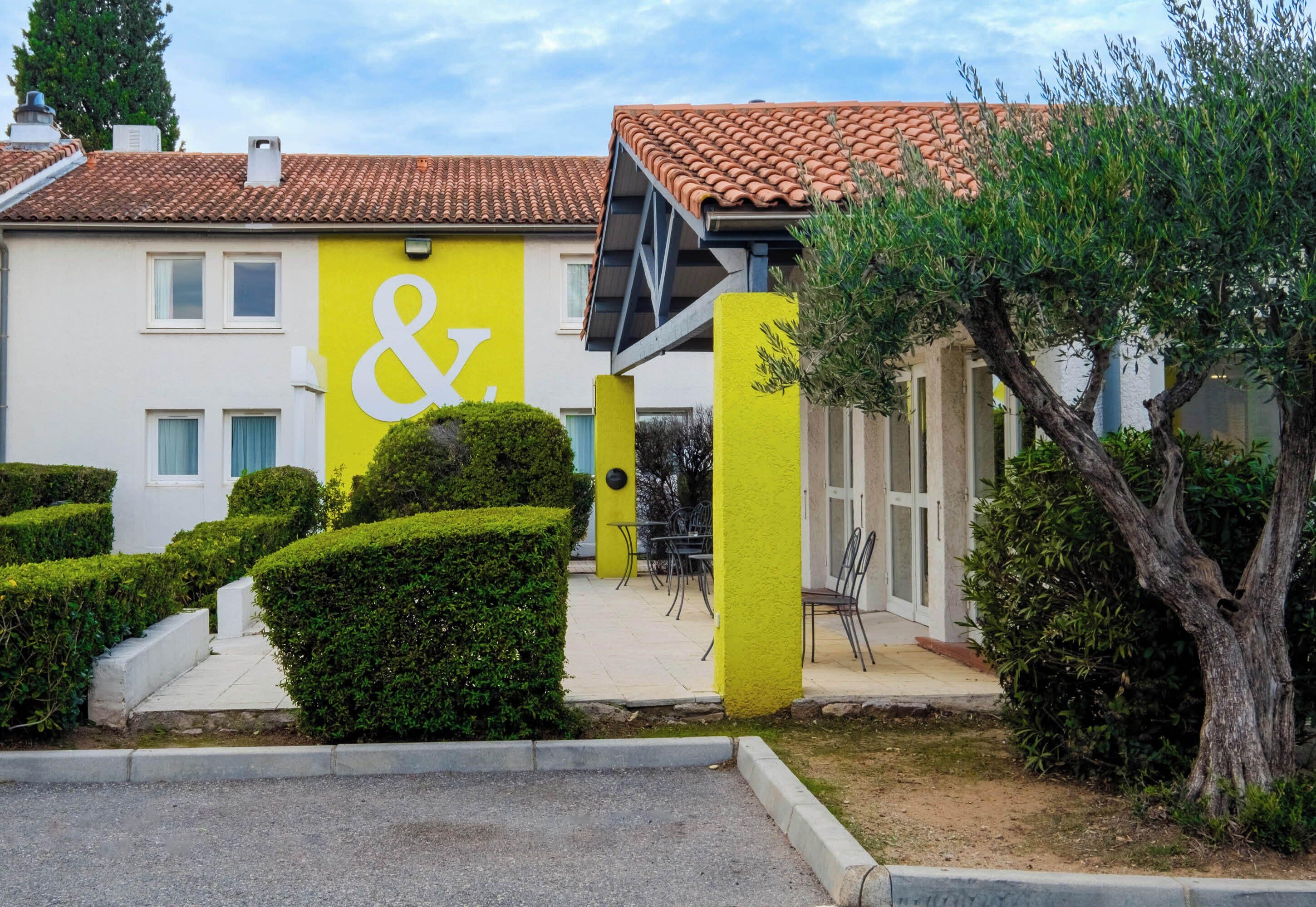 واجهة المنشأة