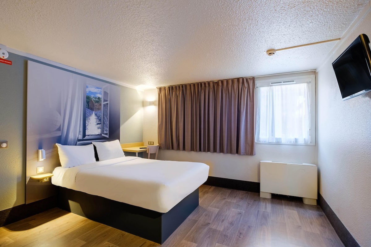 Chambre Double, accessible aux personnes à mobilité réduite, non-fumeur