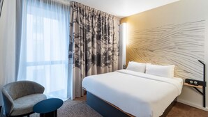 Superior Double Room | Meja, kalis bunyi, katil bayi/kot (percuma), Wi-fi percuma 