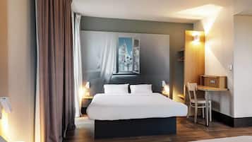 Habitación triple, no fumadores | Ropa de cama de alta calidad, sistema de insonorización, wifi gratis