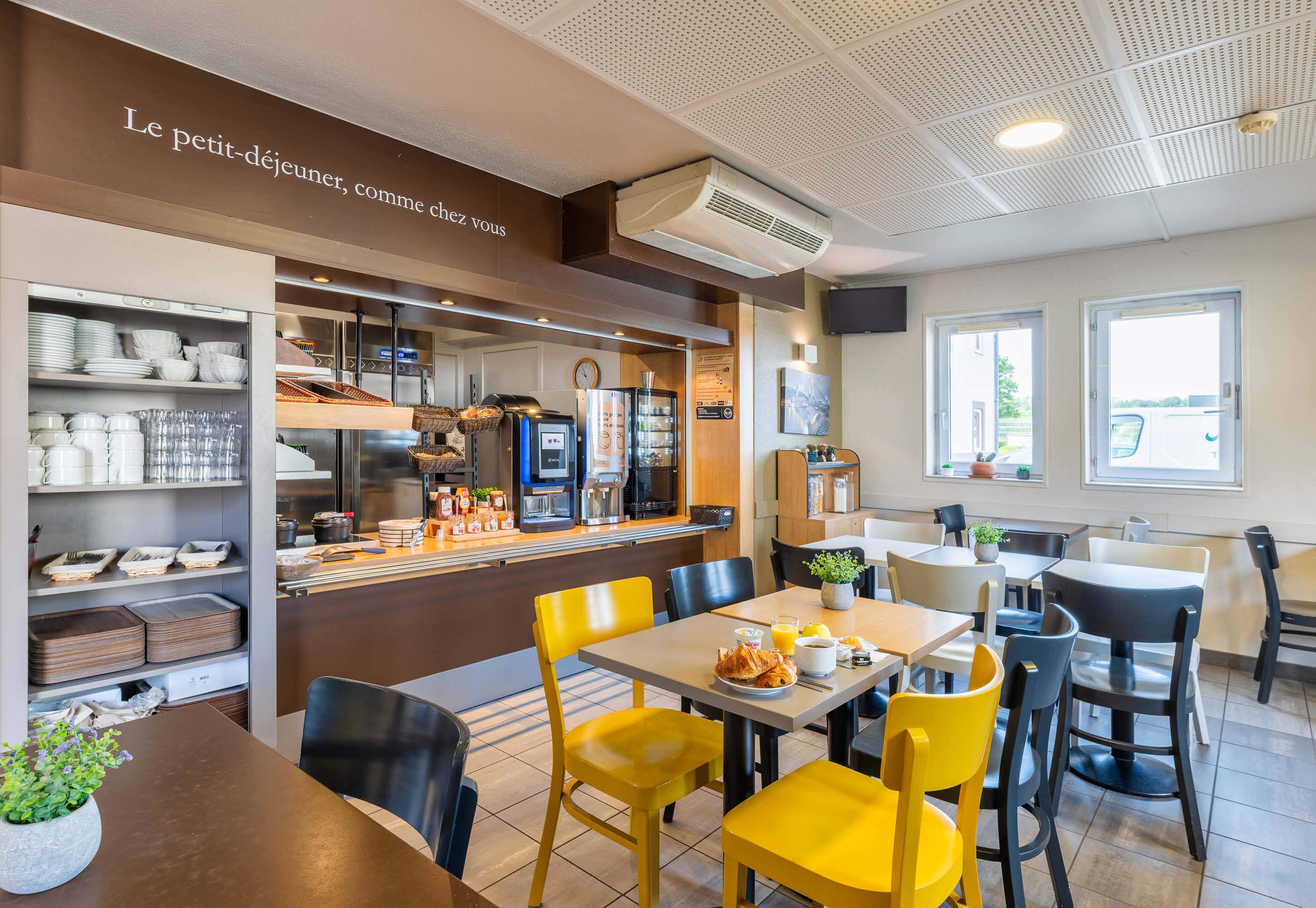 daily buffet breakfast (eur 8.90 per person)