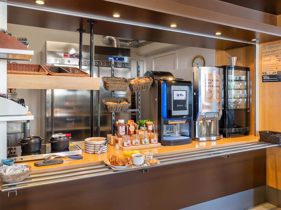 Colazione a buffet a pagamento, servita tutte le mattine