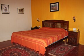 Deluxe Cottage, 1 Double Bed, Accessible, River View | Living room