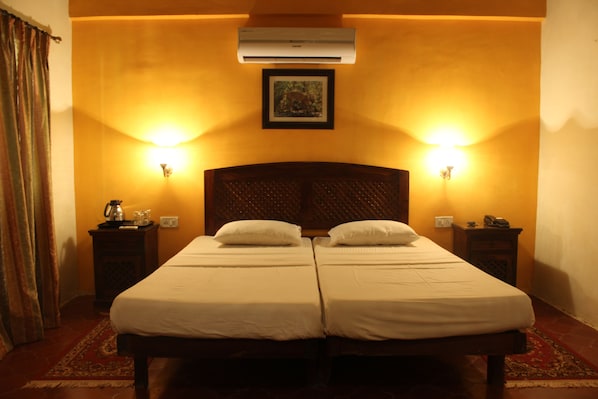 Deluxe Cottage, 1 Double Bed, Accessible, River View | 1 bedroom, in-room safe, desk, soundproofing