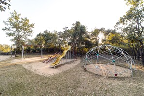 Children’s play area – outdoor - Tiger Trails Resorts (Manpur)