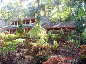 Deluxe Double Room, 1 Double Bed, Accessible, River View | Rollaway beds